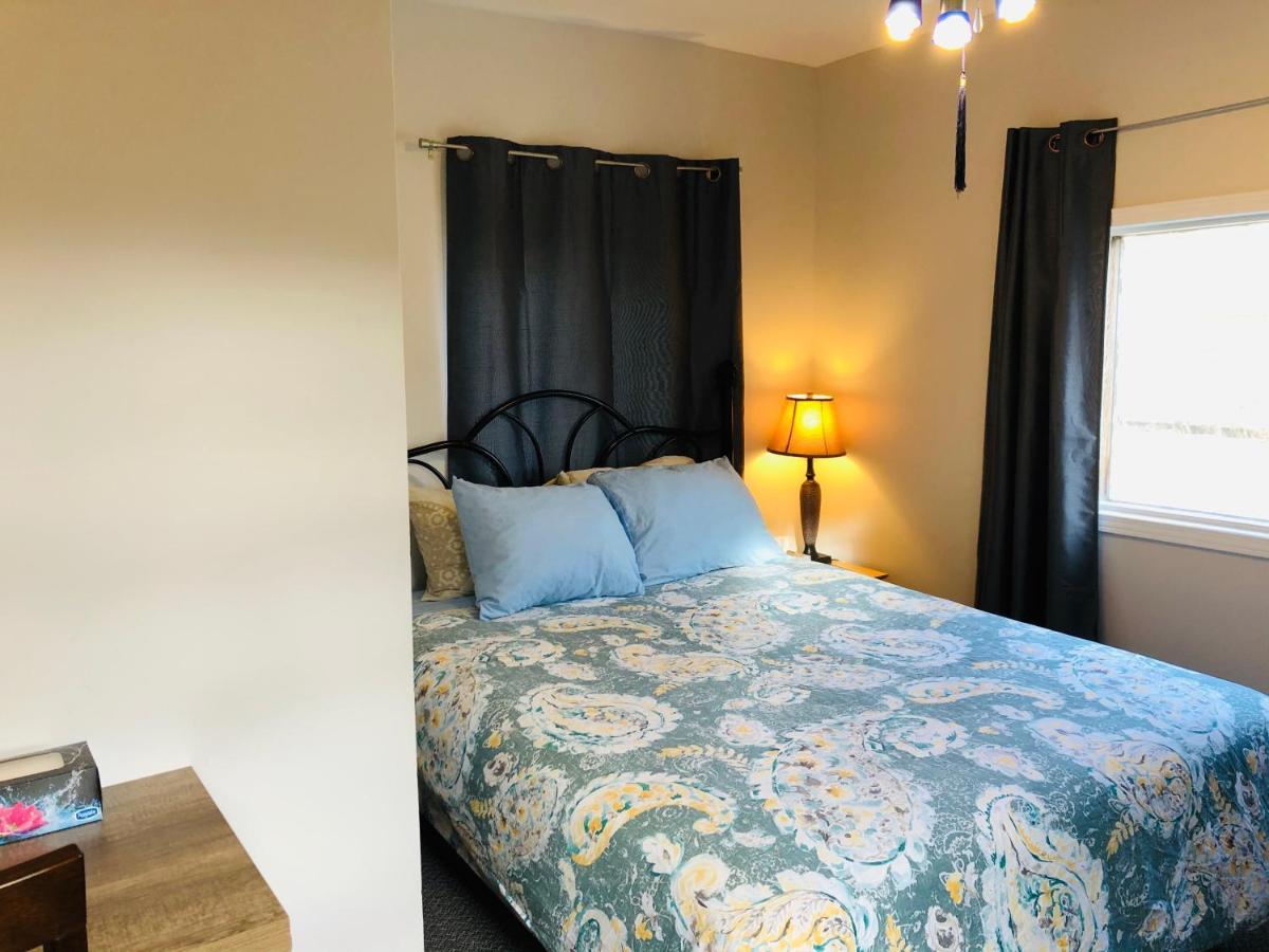 Downtown Whitehorse 2 Bedroom House Exterior photo